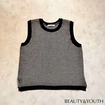새상품급 BEAUTY&YOUTH 자카드 슬리브리스 니트 워셔블