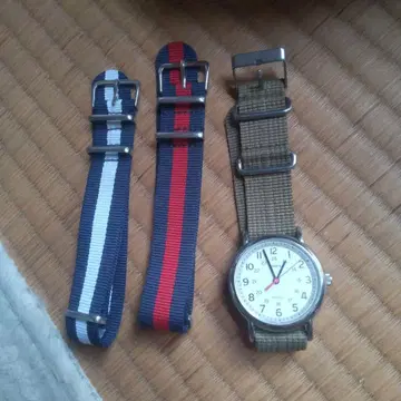 TIMEX 타이맥스 나일론 벨트 2개 포함 쿼츠 손목시계
