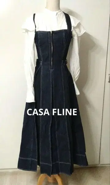 택 포함 새상품 CASA FLINE 베어탑 데님 원피스 정가 35200엔