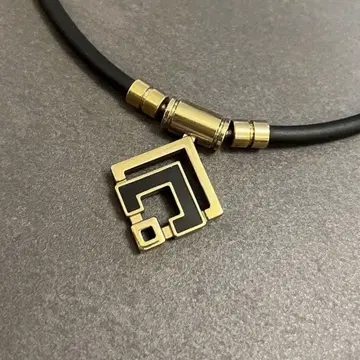 코란토테 목걸이