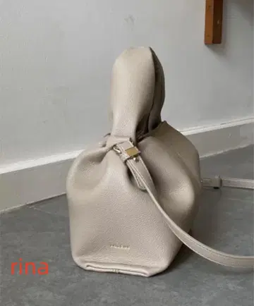 베이지 핸드백 가죽풍