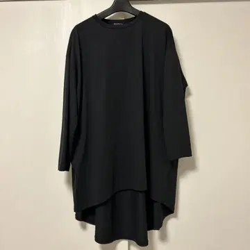 [ 미즈이로 인드 ] 코튼 와이드 코쿤 T셔츠 블랙