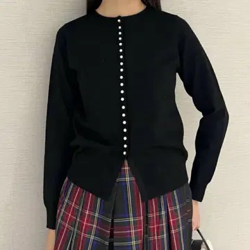투모로우랜드 보르지 펄 2way 가디건 니트 스웨터