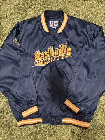 [ 레어 ] NHL 내슈빌 프레데터스 Logo Athletic L 사이즈