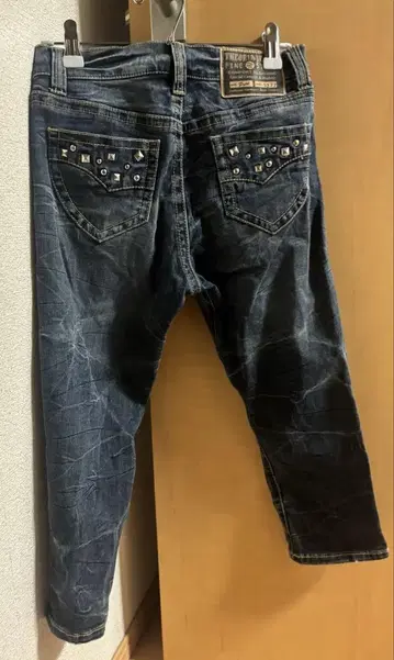 스터드 데님 펑크 시크 스타일 헤이세이