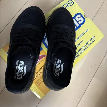 SKECHERS Hands Free Slip-Ins 블랙