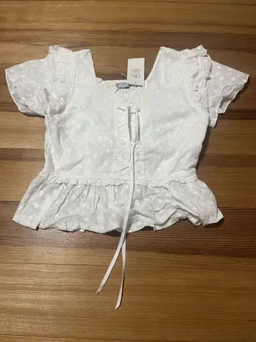 화이트 도트 무늬 프릴 블라우스 M