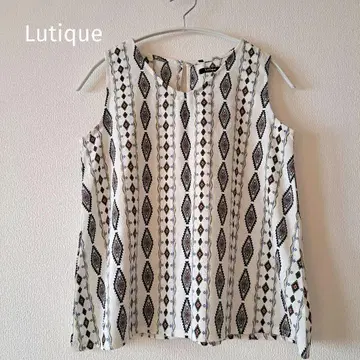 [ Lutique ] A라인 슬리브리스 블라우스 S
