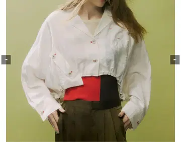 숏 개더 시어 셔츠
