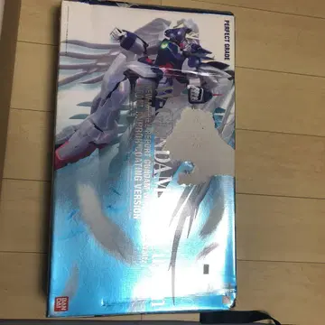 W-GUNDAM MZ-00 ZEROCUSTOM PERFECT GRADE