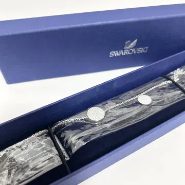 SWAROVSKI 탑 크리스탈 팔찌 미사용 새상품