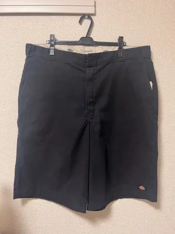 Dickies 블랙 루즈핏 숏팬츠