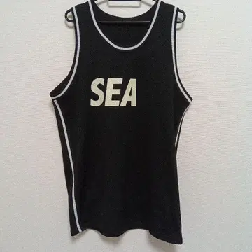SEA 로고 블랙 탱크탑