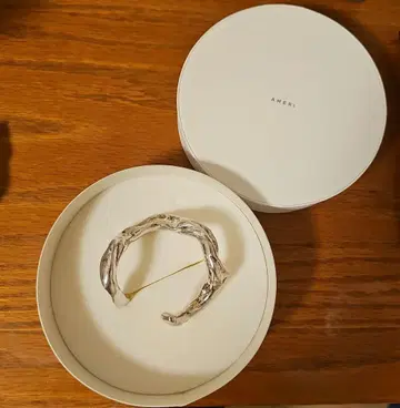ameri NUANCE UNEVEN BANGLE