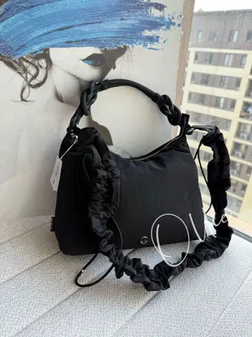 Lululemon 린넨 2WAY 숄더 & 핸드백 블랙 6.5L
