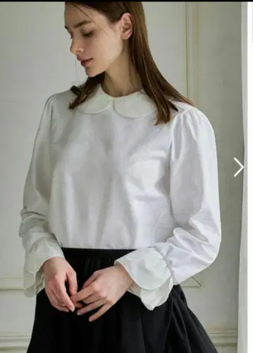 STINA closet tulip blouse 스티나 클로젯