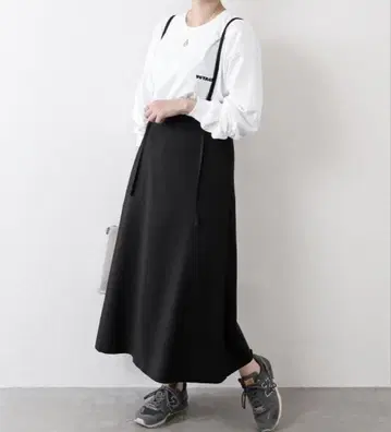 저널 스탠다드 TR 더블 크로스 롱 스커트 블랙