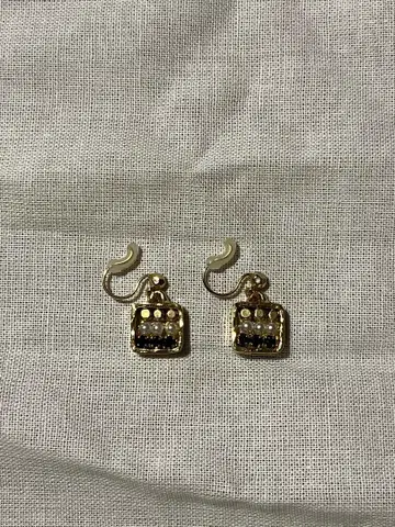 woje 골드 스퀘어형 귀찌