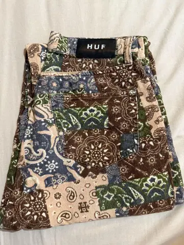 HUF 페이즐리 무늬 치노 팬츠 30인치