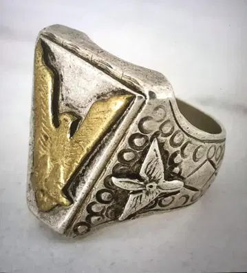 매우 레어하고 구하기 어려운 빈티지 제2차 세계 대전 승리 반지