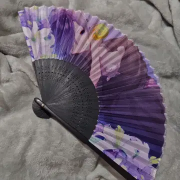 우타이테 유키무라. 부채