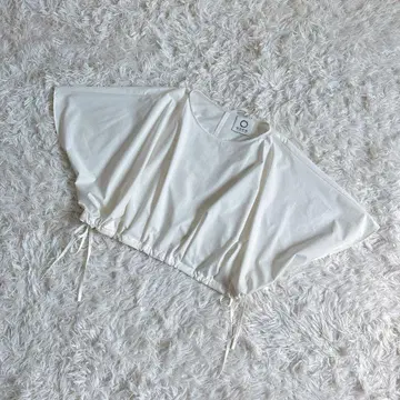 컨디션 최상 MARW UNITED ARROWS 드로스트 숏 블라우스