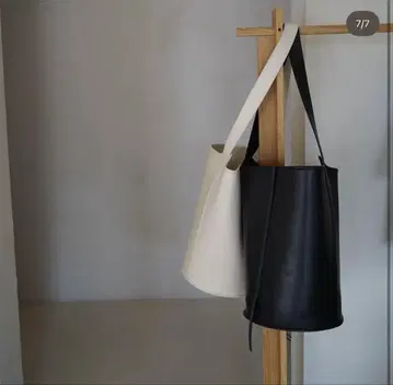 ETRE TOKYO 램 가죽 버킷 백 에트레토쿄