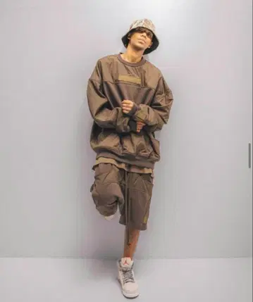 CVTVLIST 카탈리스트 GENERAL CREWNECK 제너럴