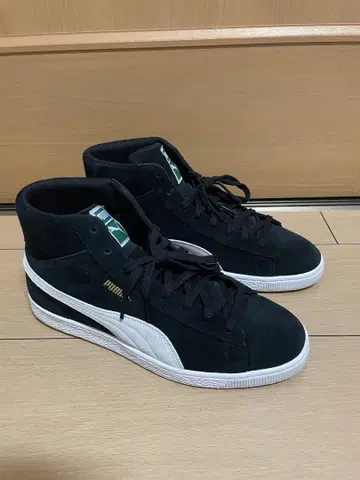 새상품급 PUMA 스웨이드 미드 스니커즈