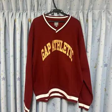 GAP ATHLETIC V넥 트레이닝복 M 빨간색