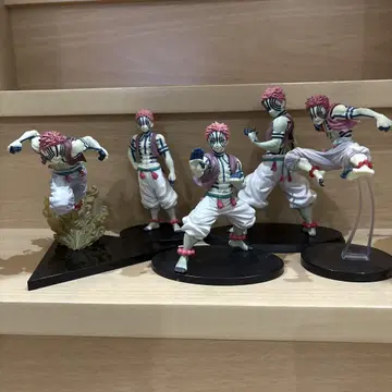 아카자 피규어 5개 세트