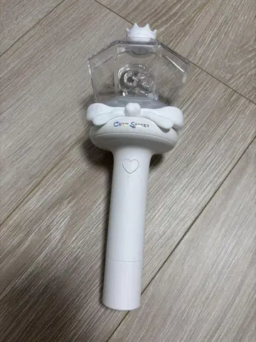 CUTIE STREET 큐스토 응원봉