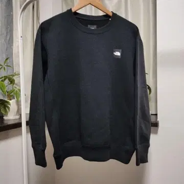 THE NORTH FACE 블랙 크루넥 트레이닝복