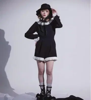 FickleBebe 프릴 칼라 올인원