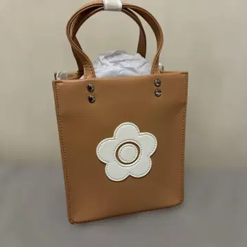 새상품 마리콴트 미니 토트백 정가 12,100엔 오렌지