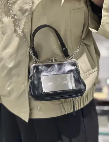 블랙 숄더백 Matinkim 2way bag
