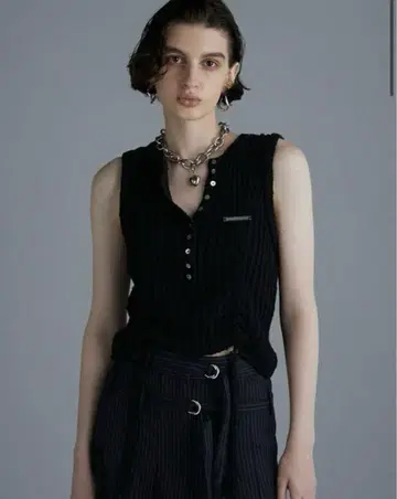 플랭크 프로젝트 Henley Boucle Knit Tank