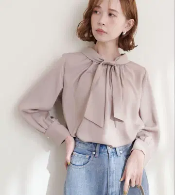 내추럴 꾸뛰르 내추럴 꾸뛰르 핑크 긴팔 블라우스