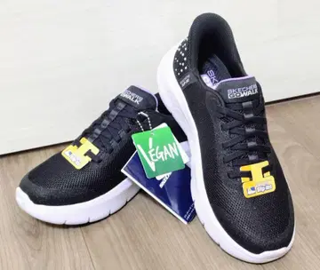 SKECHERS GO WALK 블랙 스니커즈