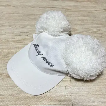 디즈니 미키마우스 폼폼 캡 화이트 모자