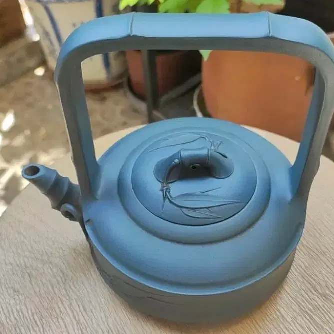 Genuine Republic of China era green clay Zisha teapot (Master) by reservation only.