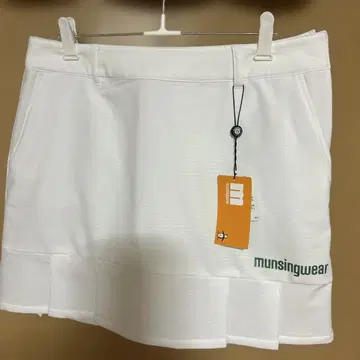 munsingwear 화이트 플리츠 L 스커트