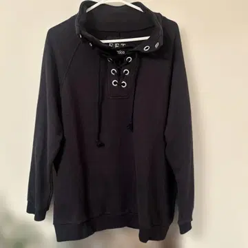 펑키 후르츠 아일렛 디자인 하이넥 트레이닝복 블랙
