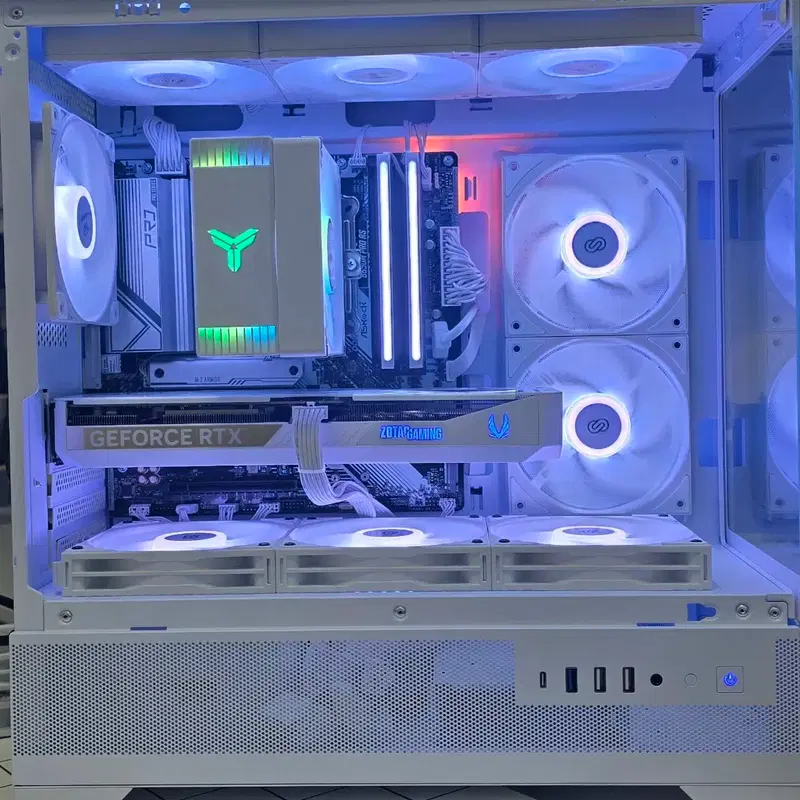 9500f, 5060ti, ram 16g 올화이트 튜닝pc