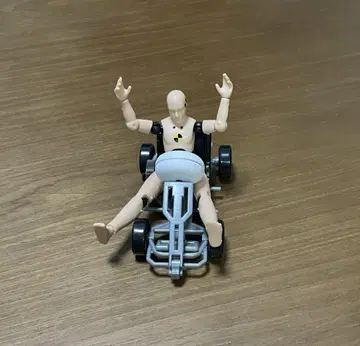 실험용 더미 인형 충돌 실험 카트 캡슐 컬렉션