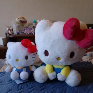 헬로키티 봉제 인형 2체 세트
