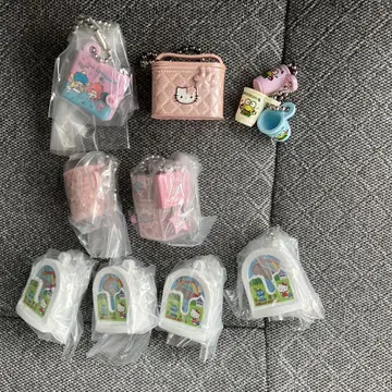 산리오 캐릭터즈 레트로 미니어처 참 9개 묶음 판매