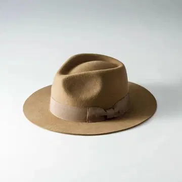 MIDDLE BRIM FLAT HAT 미들 브림 플랫 햇