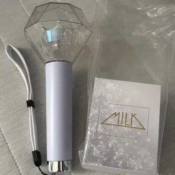 M!LK 응원봉