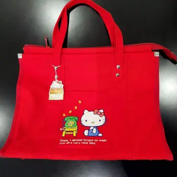 1976년 제품 미사용 새상품 HELLO KITTY 연습 가방